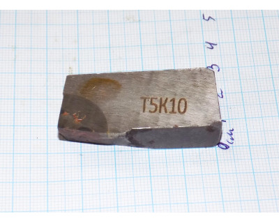 Нож к торцевой скоростной фрезе 2020-0003 90° Т5К10