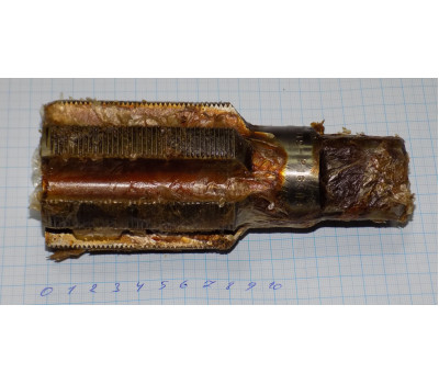 Метчик М64х2 мм Р18 машинно-ручной однопроходной