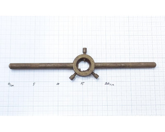 Плашкодержатель стальной 30 мм